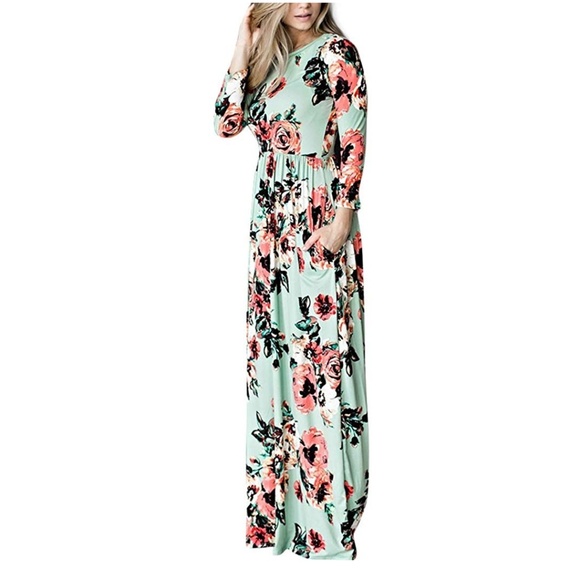 🆕️ Beautiful Floral Dress - Picture 2 of 8